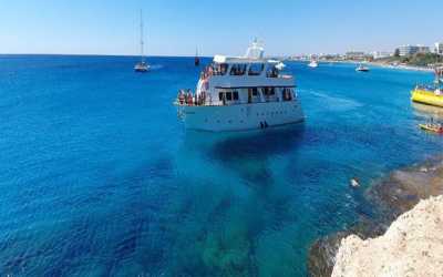 Wycieczka fakultatywna, Wycieczka Miasto duchów, Famagusta, Salamina z rejsem na Blue Lagoon i zatokę żółwi z Ayia Napa z barbecue