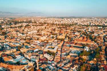 Wycieczka jednodniowa, Wycieczka Nikozja stolica dwóch Cyprów z Larnaki