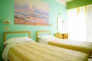 Pokoje WŁOCHY - Rimini - hotel Solmar (13-19 lat)