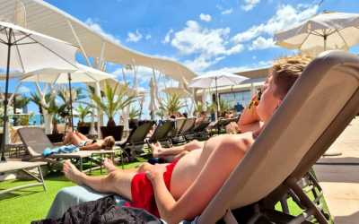 Obóz młodzieżowy, Złote Piaski - obóz Chill Out Zone - All Inclusive Hotel Carnival***, 10 dni 14-18 lat